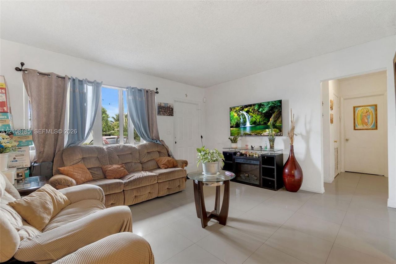 6608 SW 20th St , Miramar, FL 33023 Photo