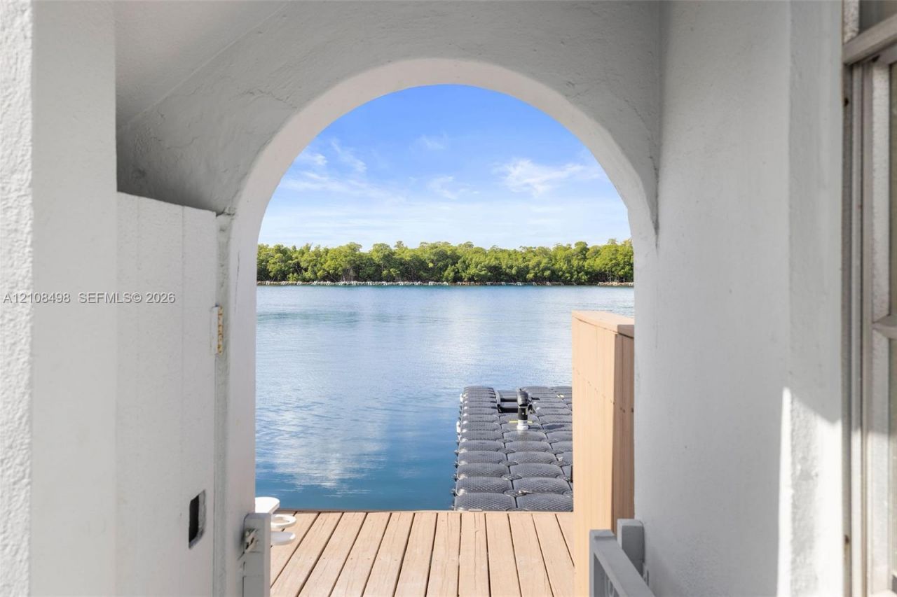 1908 N Ocean Dr, Unit 11A, Hollywood, FL 33019 Photo