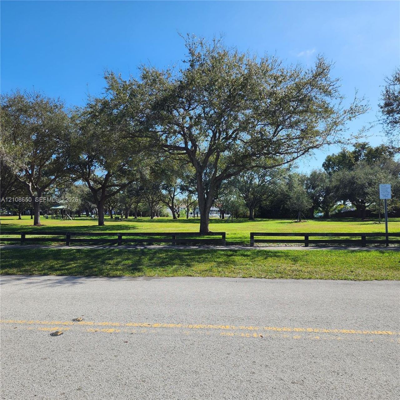 19810 SW 83rd Ave , Cutler Bay, FL 33189 Photo