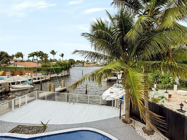 2445 SE 8th St , Pompano Beach, FL 33062