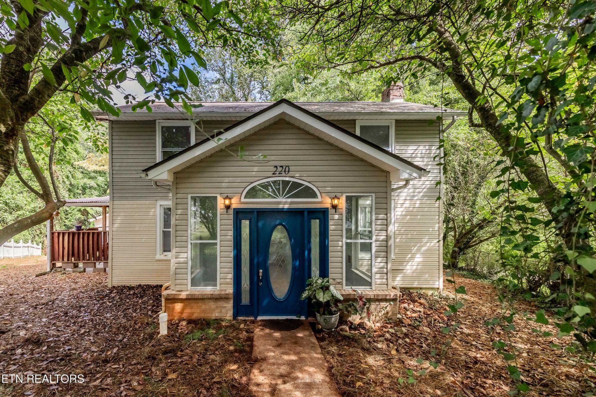 220 Oak Rd, Norris, TN 37828 Main Photo