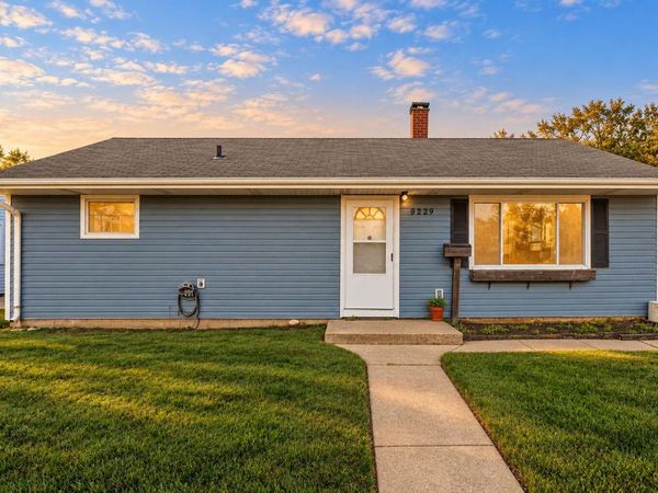 8229 Wicker Park Drive , Highland, IN 46322