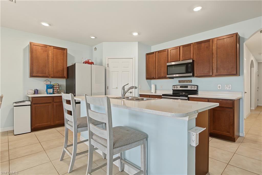 3190 Estancia Ln, Cape Coral, FL 33909 Photo