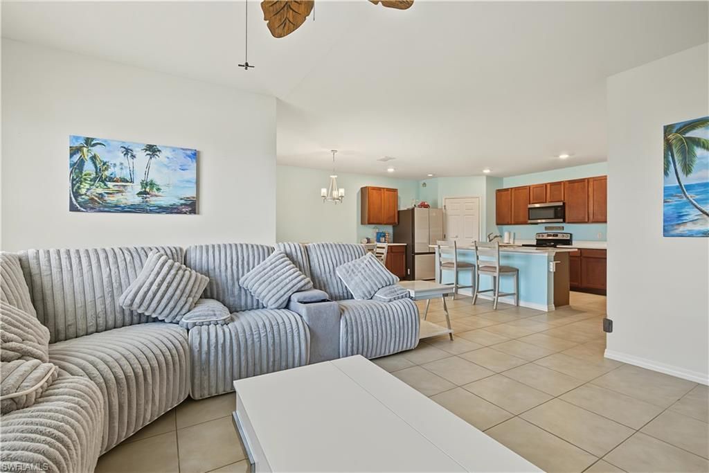 3190 Estancia Ln, Cape Coral, FL 33909 Photo