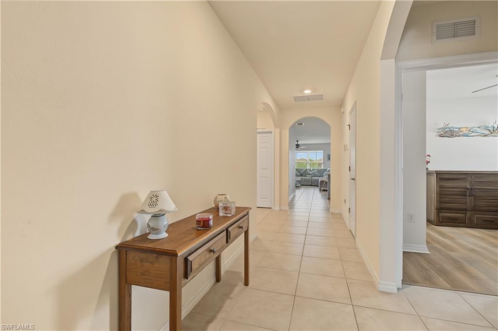 3190 Estancia Ln, Cape Coral, FL 33909 Photo