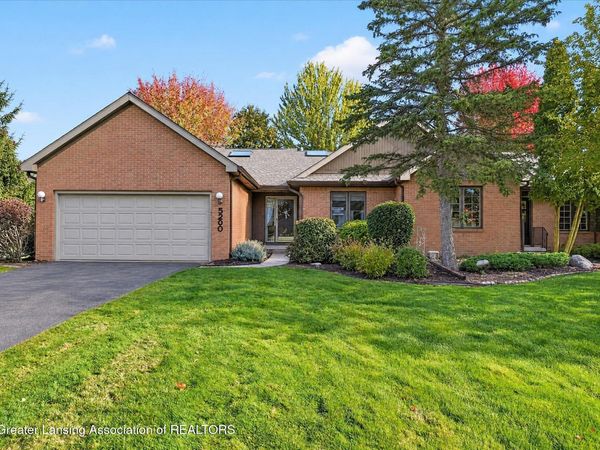 5260 Golden Circle, East Lansing, MI 48823