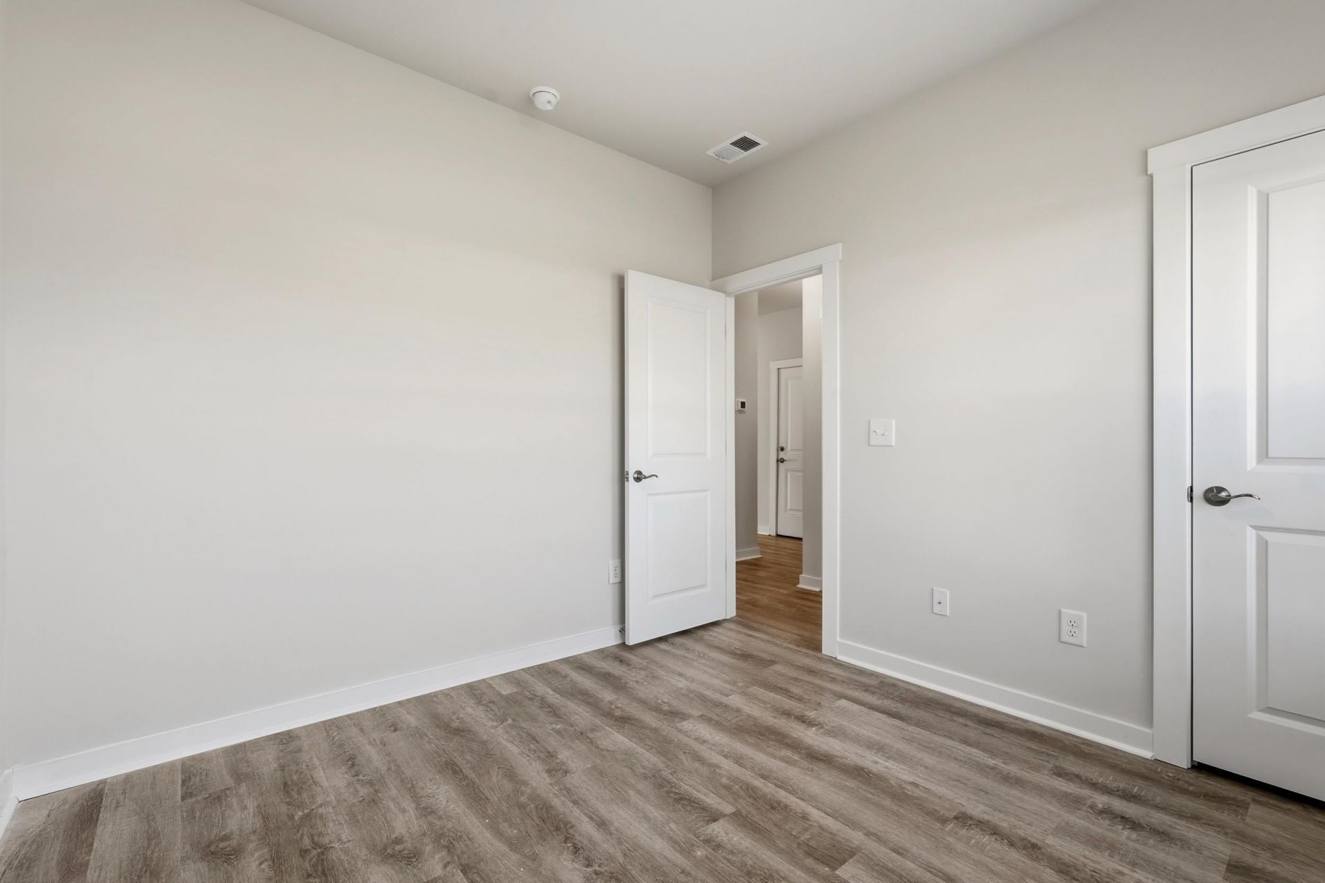 231 Autumn Olive Place  Photo 20