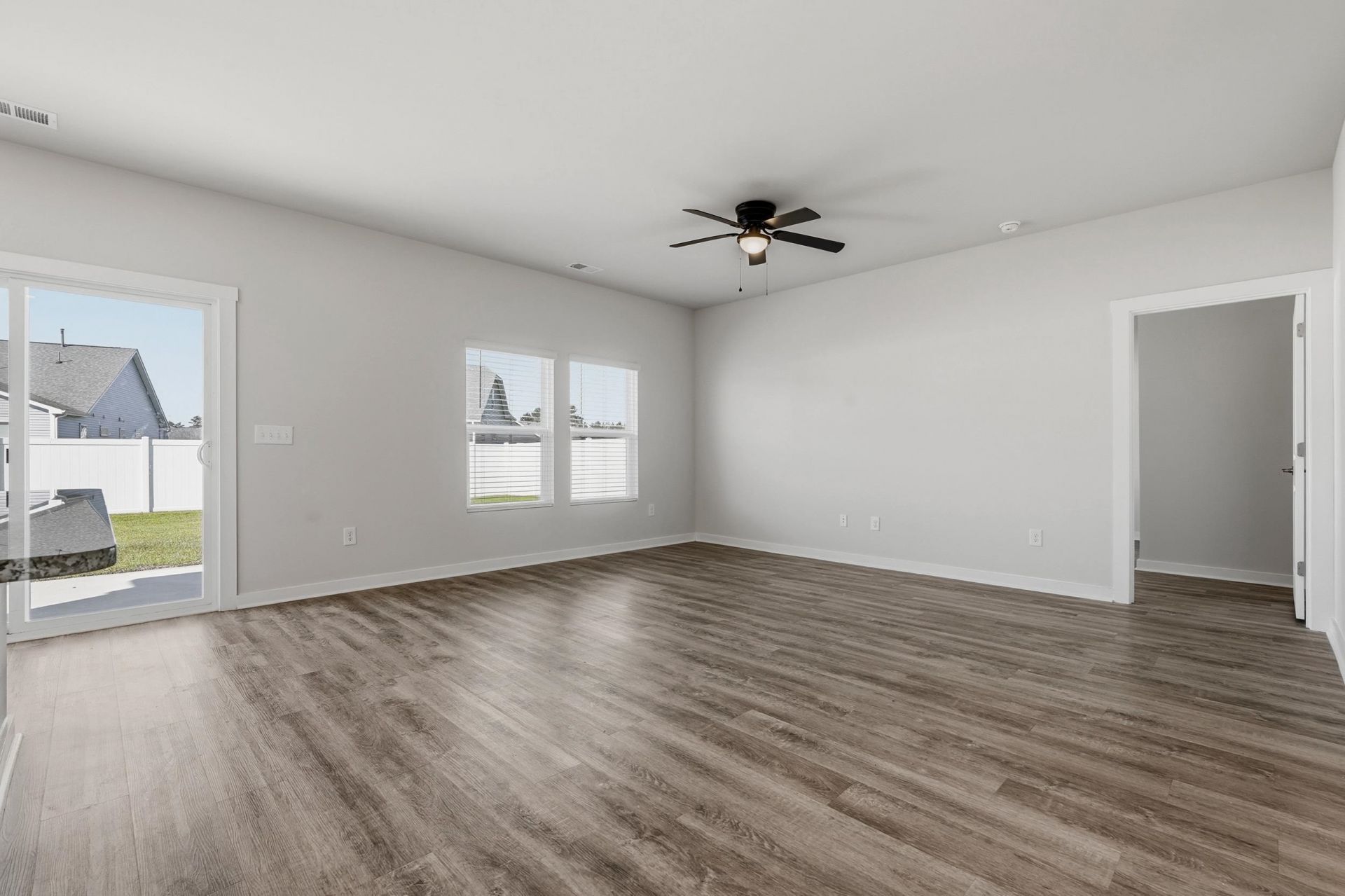 216 Autumn Olive Place  Photo 10