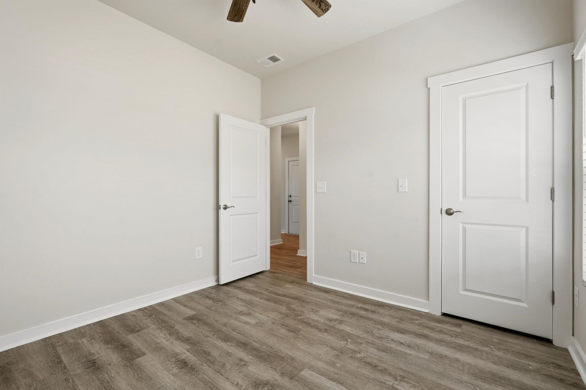 216 Autumn Olive Place  Photo 21