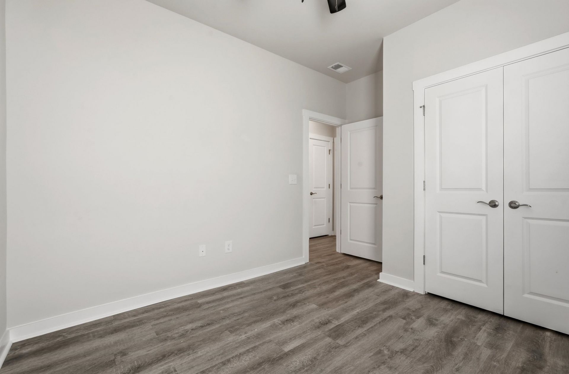 216 Autumn Olive Place  Photo 24