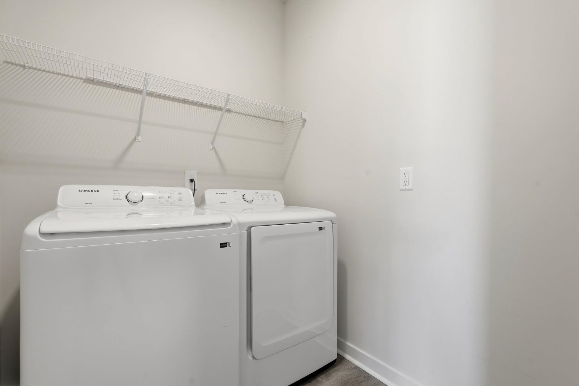 216 Autumn Olive Place  Photo 25