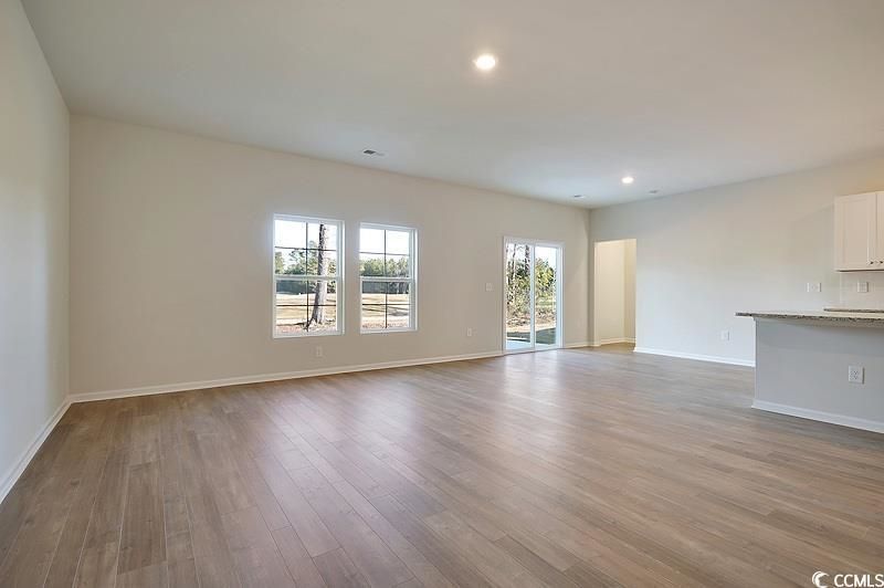 195 Marsh Deer Place  Photo 8
