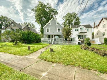 187 Lake Front , Rochester, NY 14617