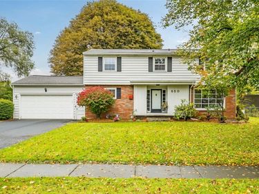 850 Hillside Avenue , Rochester, NY 14618