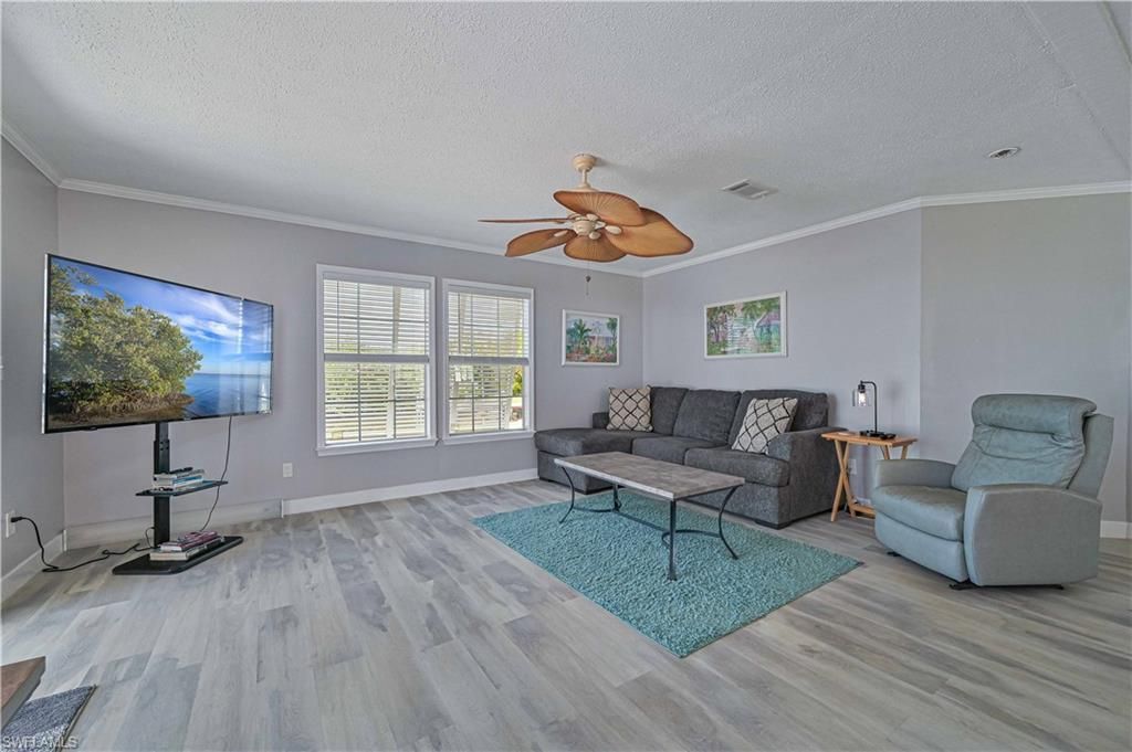 11390 Azalea Ln, Fort Myers Beach, FL 33931 Photo