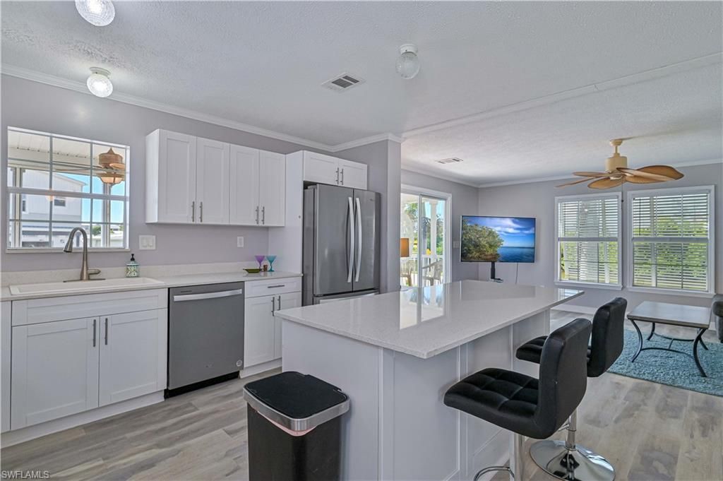 11390 Azalea Ln, Fort Myers Beach, FL 33931 Photo
