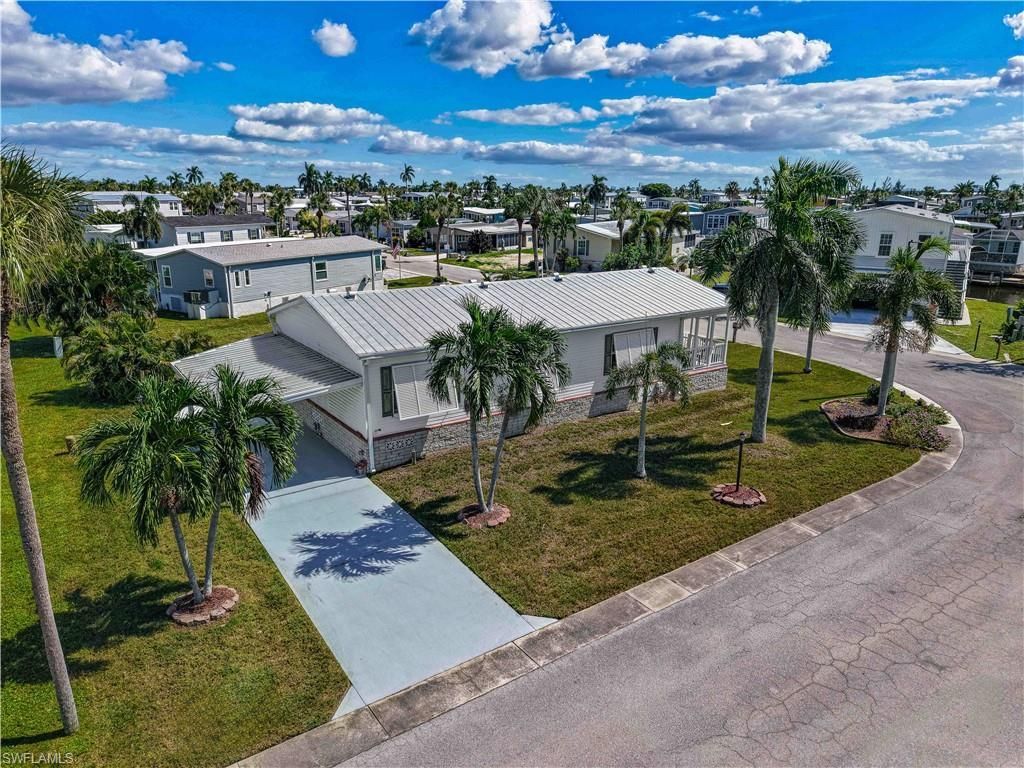 11390 Azalea Ln, Fort Myers Beach, FL 33931 Photo