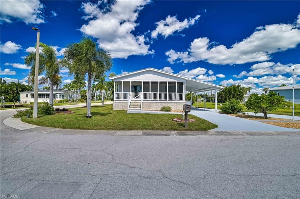 11390 Azalea Ln, Fort Myers Beach, FL 33931 Photo
