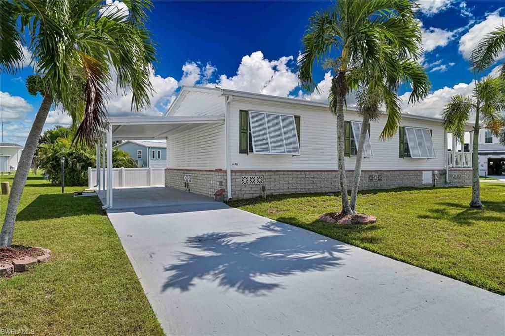 11390 Azalea Ln, Fort Myers Beach, FL 33931 Photo