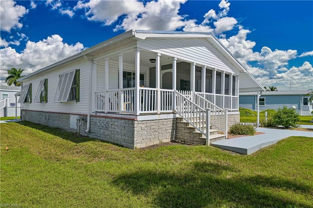 11390 Azalea Ln, Fort Myers Beach, FL 33931 Photo