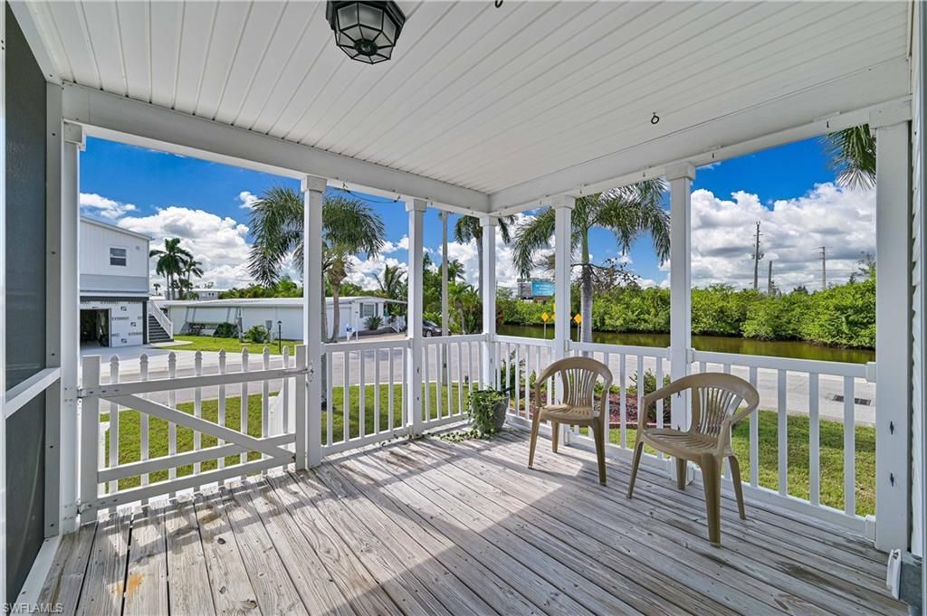 11390 Azalea Ln, Fort Myers Beach, FL 33931 Photo