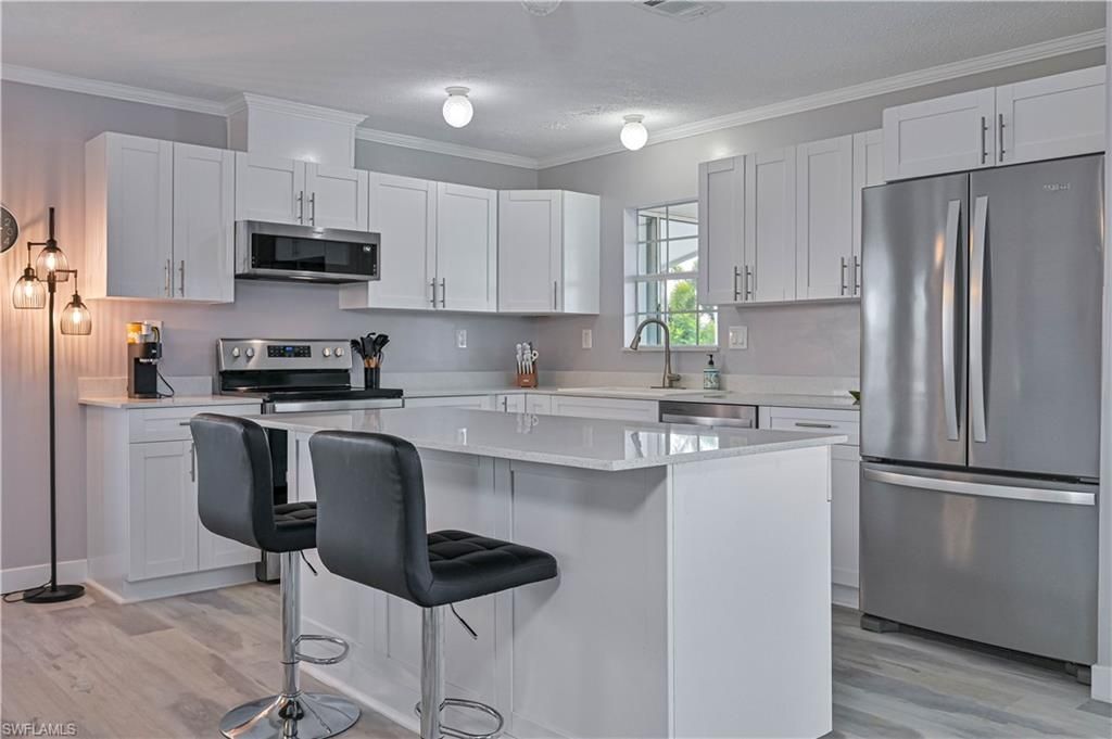 11390 Azalea Ln, Fort Myers Beach, FL 33931 Photo