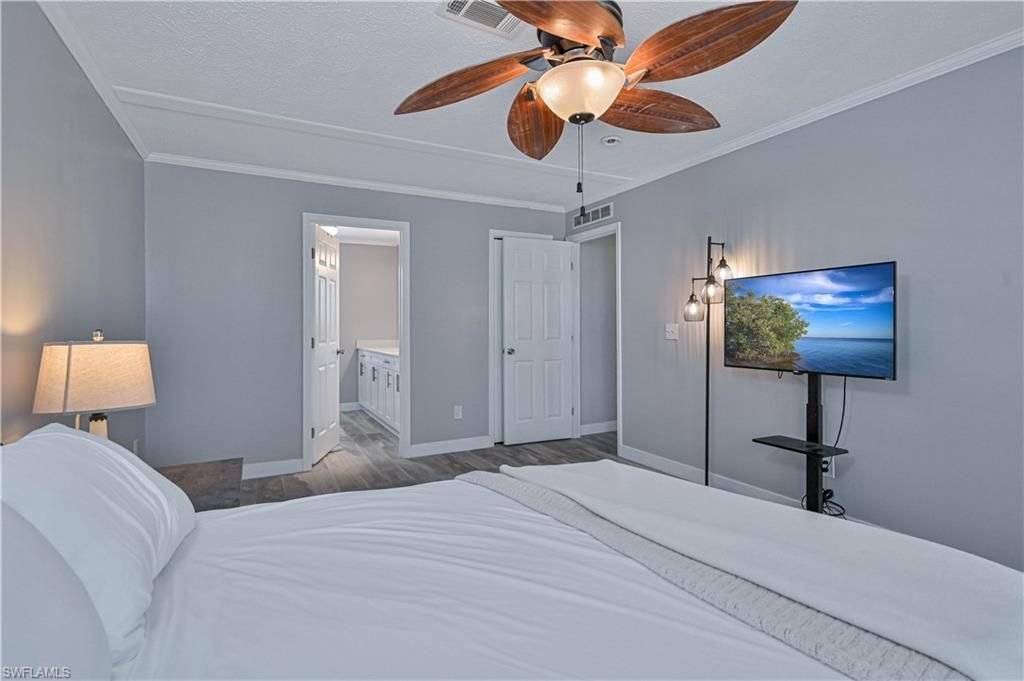 11390 Azalea Ln, Fort Myers Beach, FL 33931 Photo