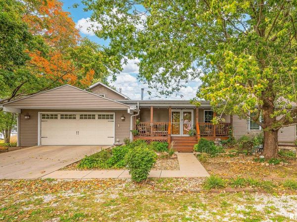 21524 N SLANE Road, Princeville, IL 61525