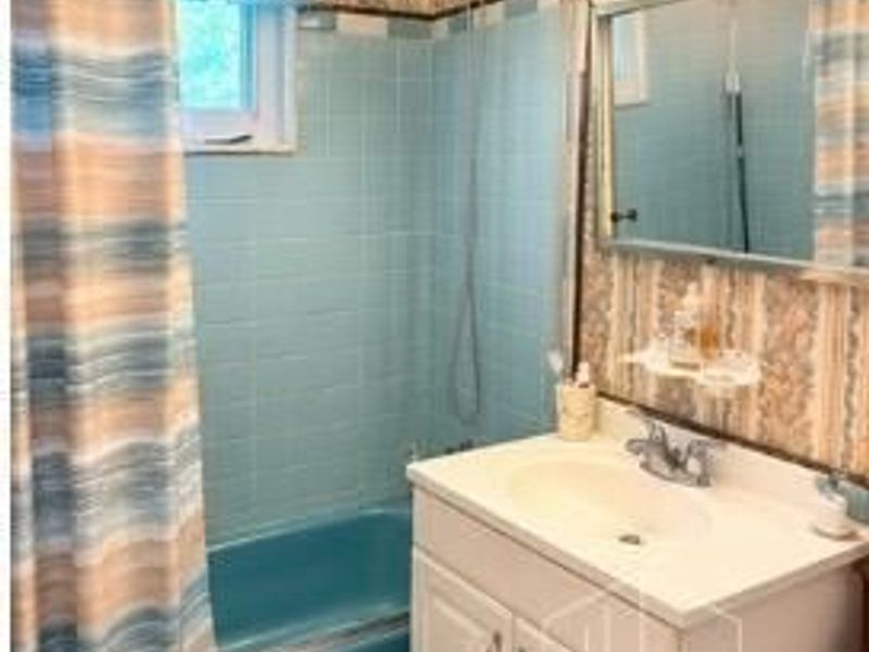 8769 Cabot Drive, Springfield Township, OH 45231 Photo 6