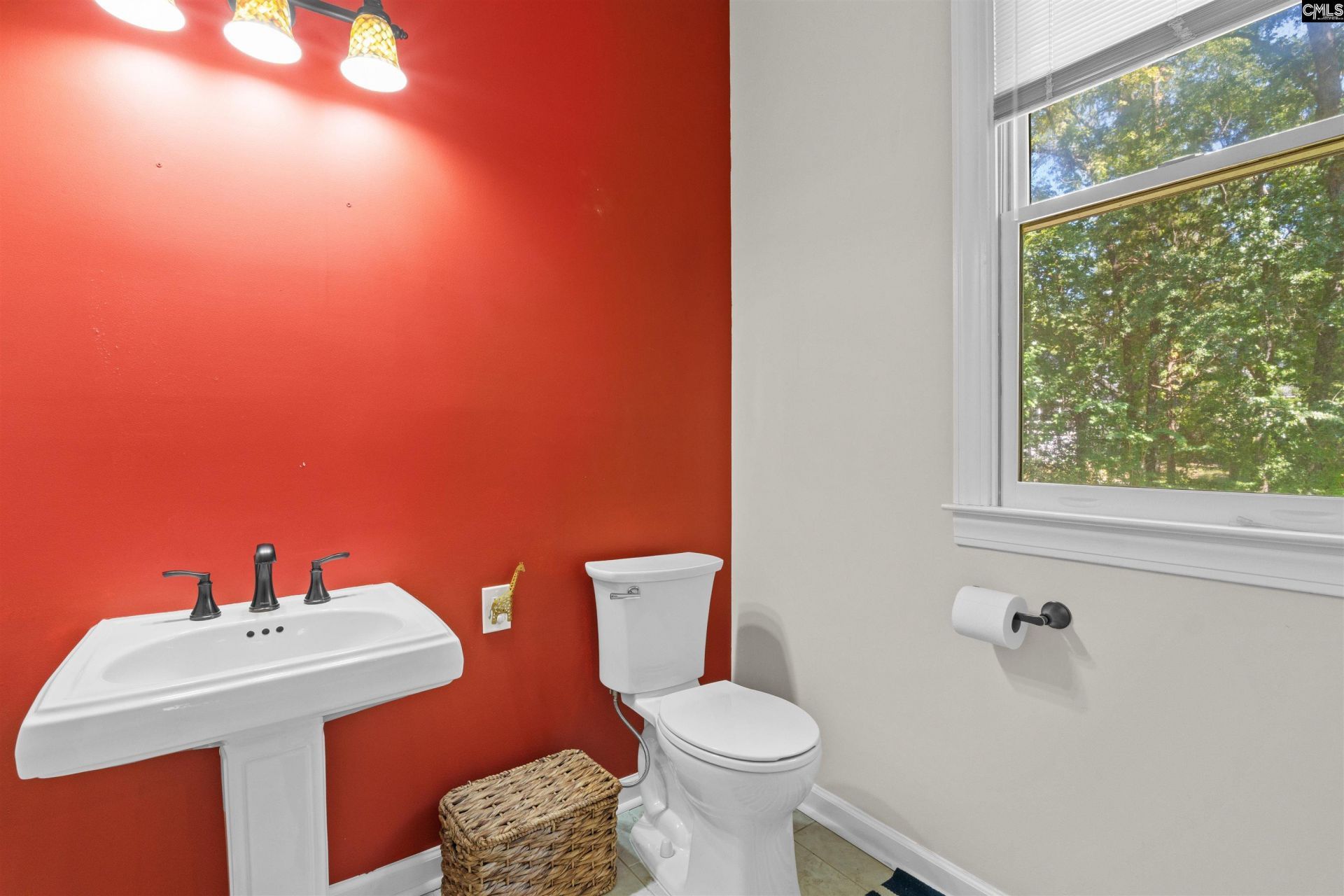 421 Annondale Road  Photo 11
