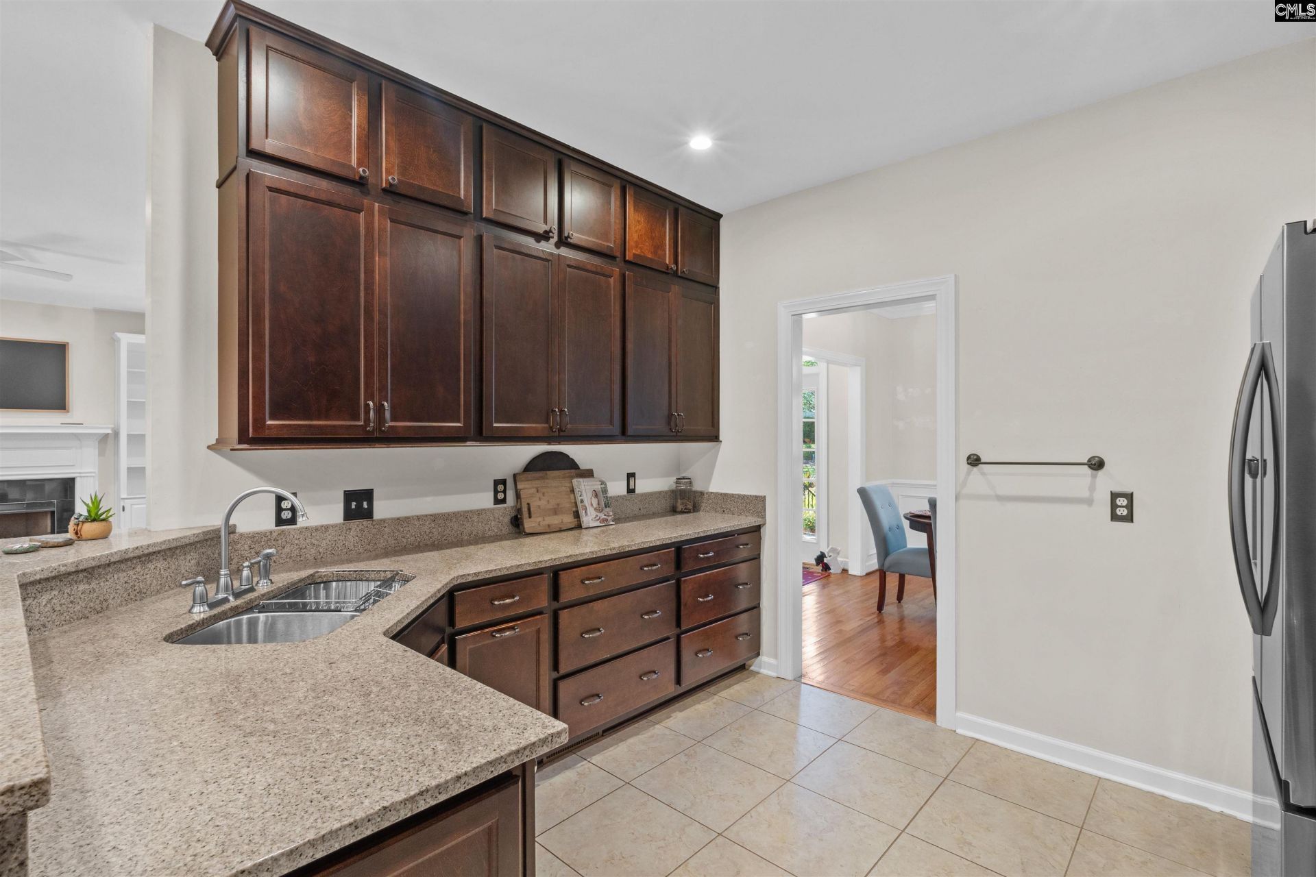 421 Annondale Road  Photo 13