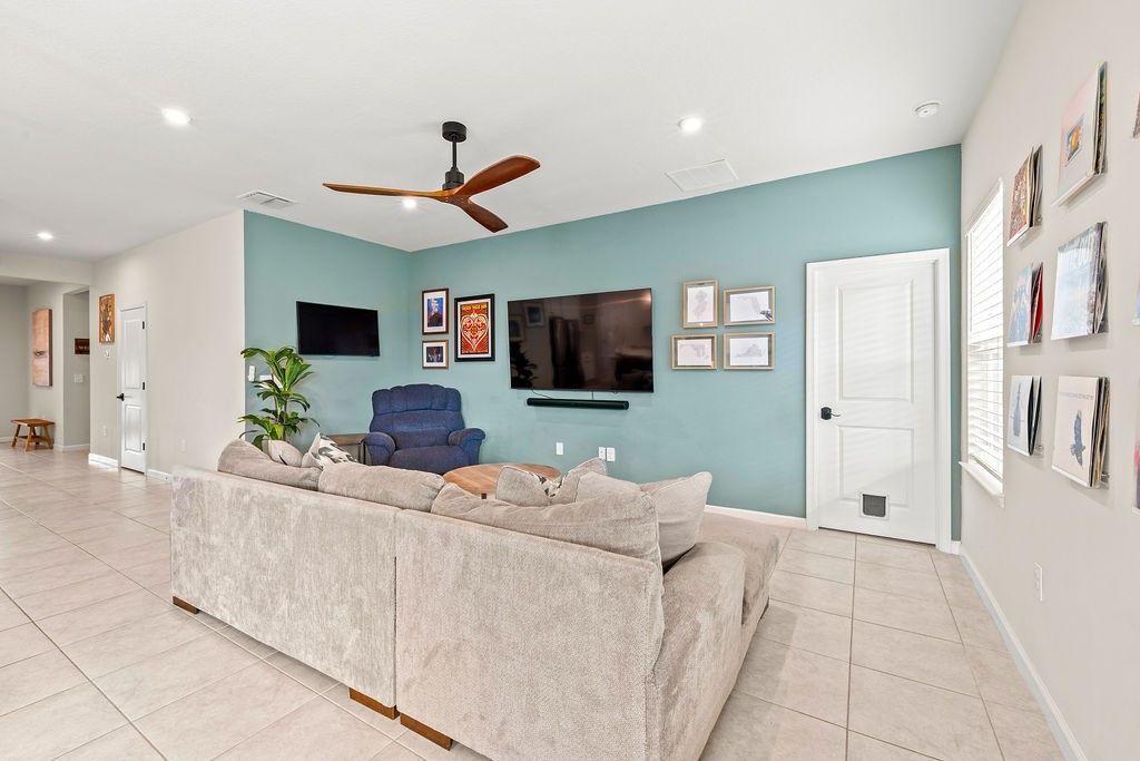 6093 Sequoia Circle, Vero Beach, FL 32967 Photo