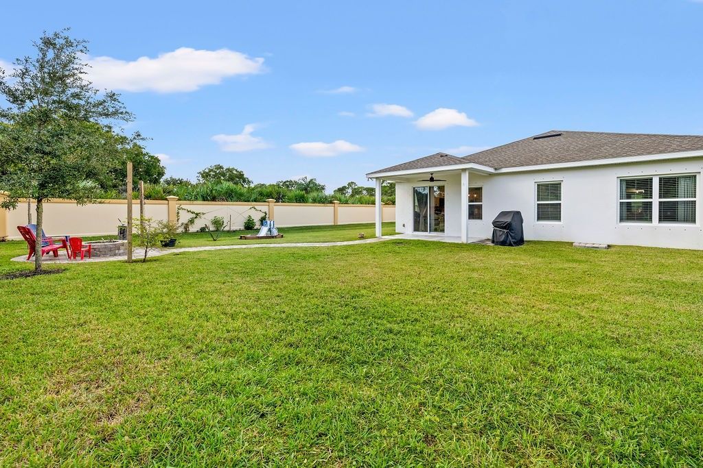 6093 Sequoia Circle, Vero Beach, FL 32967 Photo