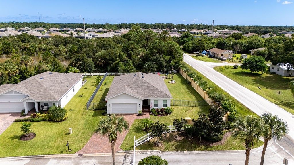 6093 Sequoia Circle, Vero Beach, FL 32967 Photo