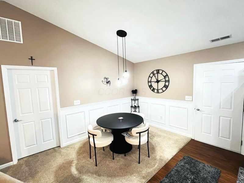 245 Wildwood Court, Heath, OH 43056 Photo 10