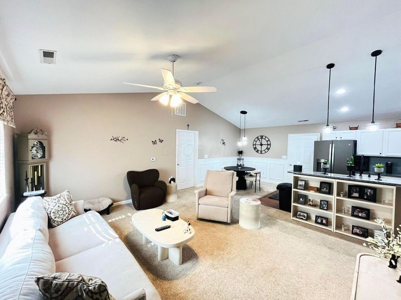 245 Wildwood Court, Heath, OH 43056 Photo 5