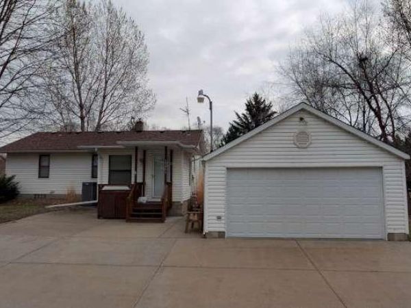 15601 Martin Drive , Burnsville, MN 55306