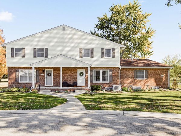 3742 Ramblewood Drive, Port Huron, Mi 48060