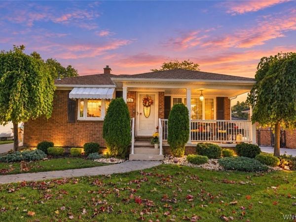 15 Edmund Street , Buffalo, NY 14227