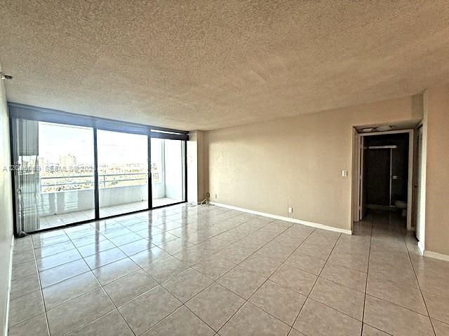 20355 NE 34th Ct , Unit 1925, Aventura, FL 33180 Photo