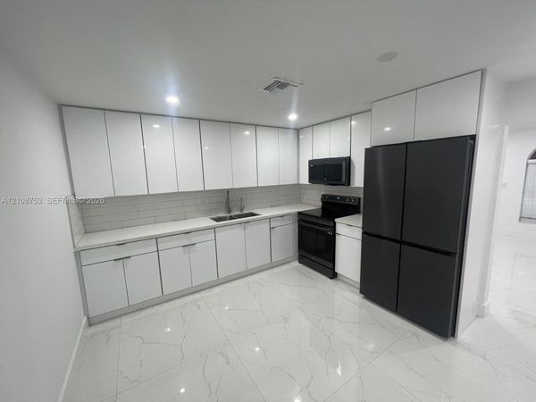1010 SW 84th Ave , Unit 1, Miami, FL 33144