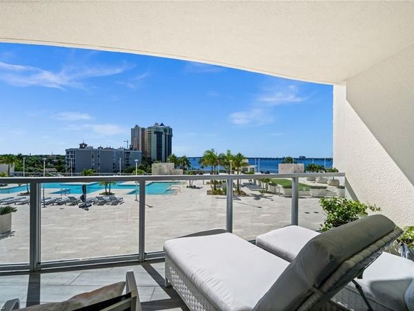 3000 Oasis Grand BLVD , Unit 506, FORT MYERS, FL 33916