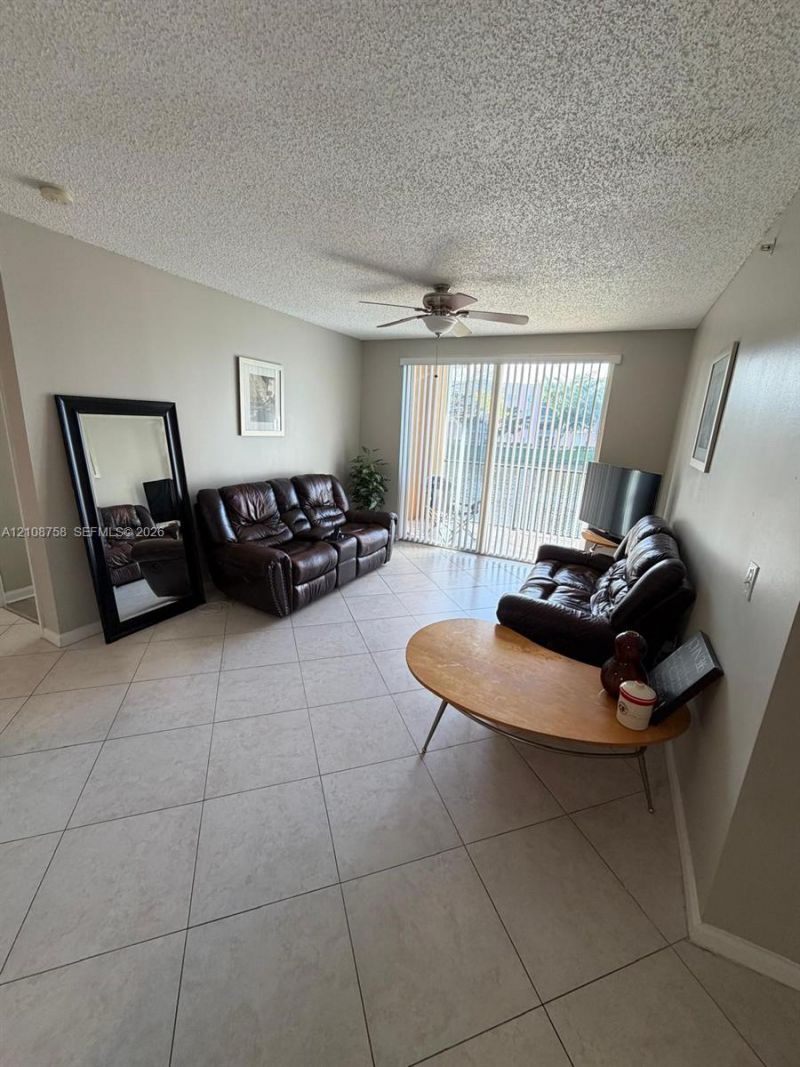 7980 N Nob Hill Rd , Unit 204, Tamarac, FL 33321 Photo