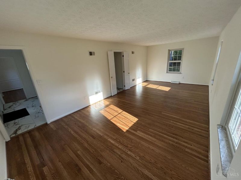 5657 Highland Terrace Drive, Miami Township, OH 45150 Photo 7