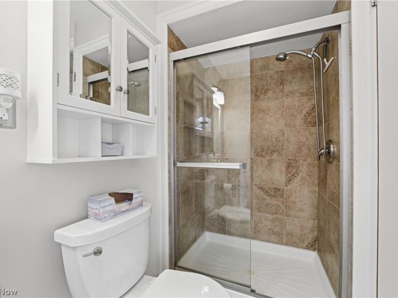 3933 Elmore Road, Fairview Park, OH 44126 Photo 15
