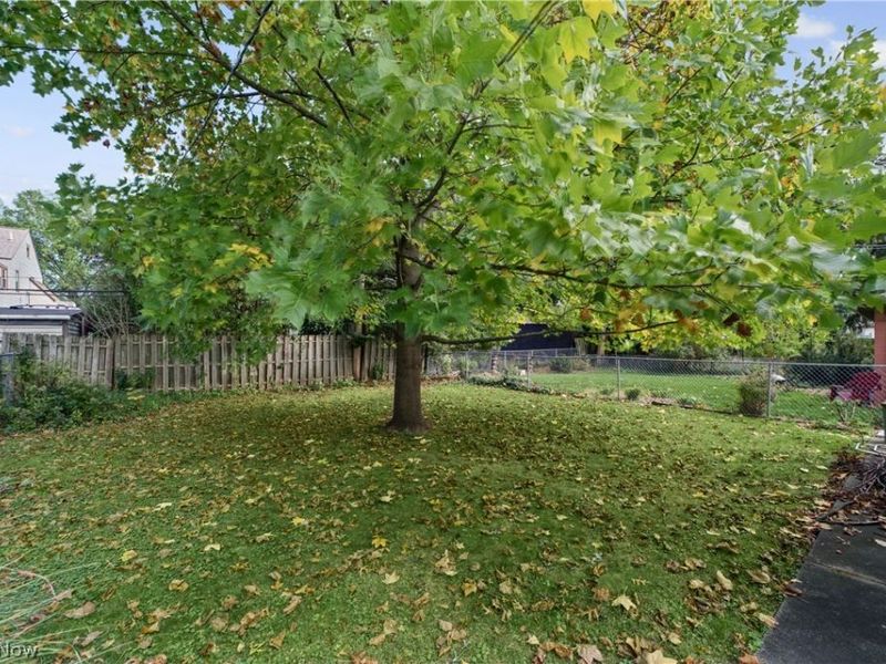 3933 Elmore Road, Fairview Park, OH 44126 Photo 23