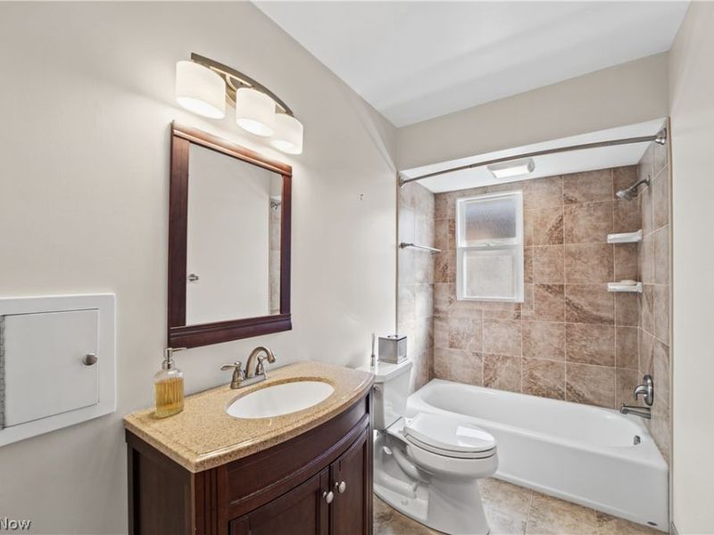 3933 Elmore Road, Fairview Park, OH 44126 Photo 9