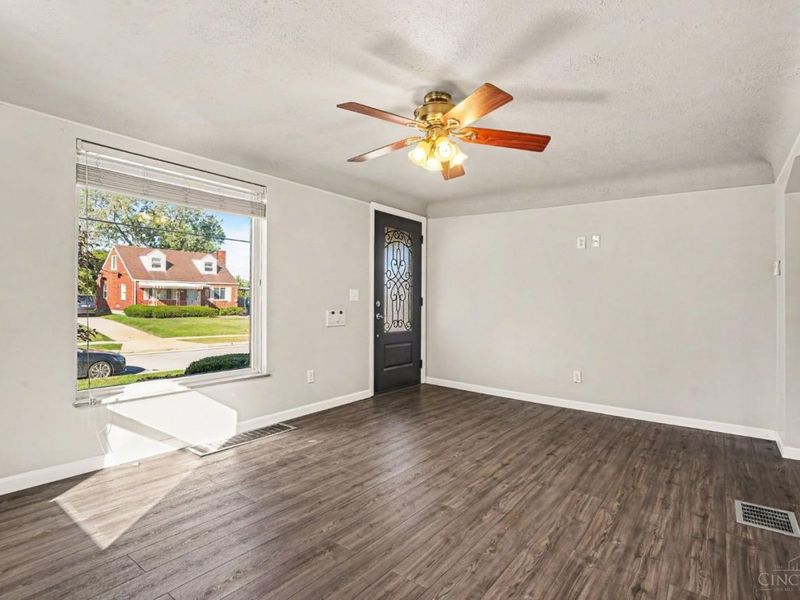 1703 Centerridge Avenue, North College Hill, OH 45231 Photo 7