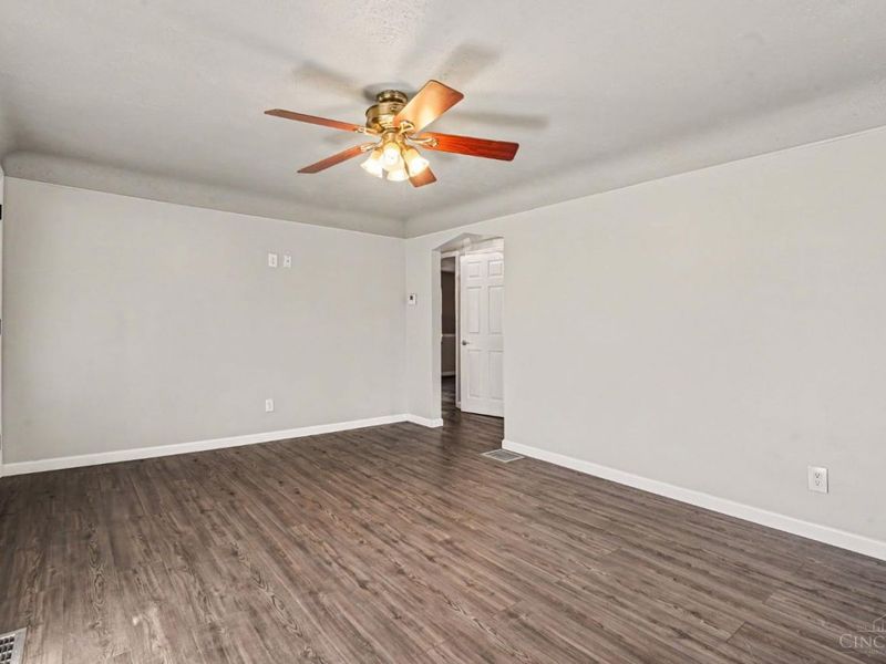 1703 Centerridge Avenue, North College Hill, OH 45231 Photo 8