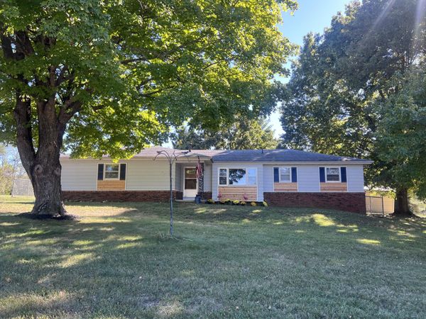 5020 E Farm Rd 138 , Springfield, MO 65809